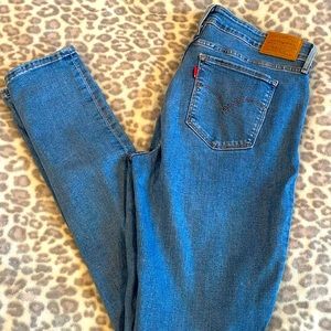 Levi’s 711 skinny jeans size 30x32